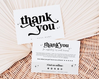 Puede incluir: Dos tarjetas de agradecimiento rectangulares blancas con texto negro y detalles de estrellas. La tarjeta superior muestra las palabras thank you y una línea para el nombre de la empresa. La tarjeta inferior incluye thank you for supporting my small business, detalles del pedido, una solicitud de reseña e iconos de redes sociales.