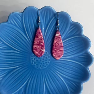 Pink Marbled Polymer Clay Earrings | One of a kind! 1