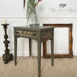 Cyber Sale/ Writing table/ Entry table/ accent table/ occasional table/ desk/ hand painted