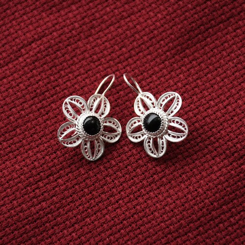 Karla Flower Shaped Silver shops Earrings
