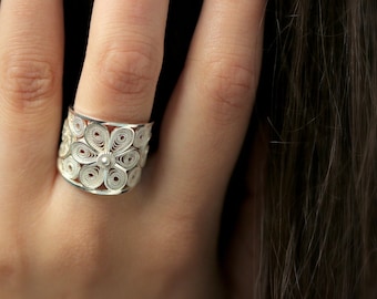 Silver Filigree Ring