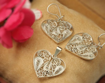 Jua Handmade Sterling Silver Filigree Jewelry Set (pendant and