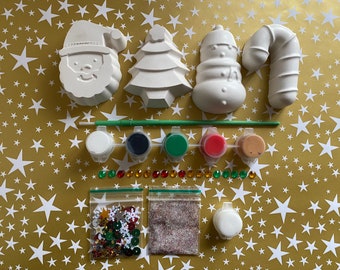 Paint Your Own Christmas Craft Kit | Craft Set for Kids & Adults | Plaster Models | Stocking Filler | Xmas Eve Box | Christmas Present Gift
