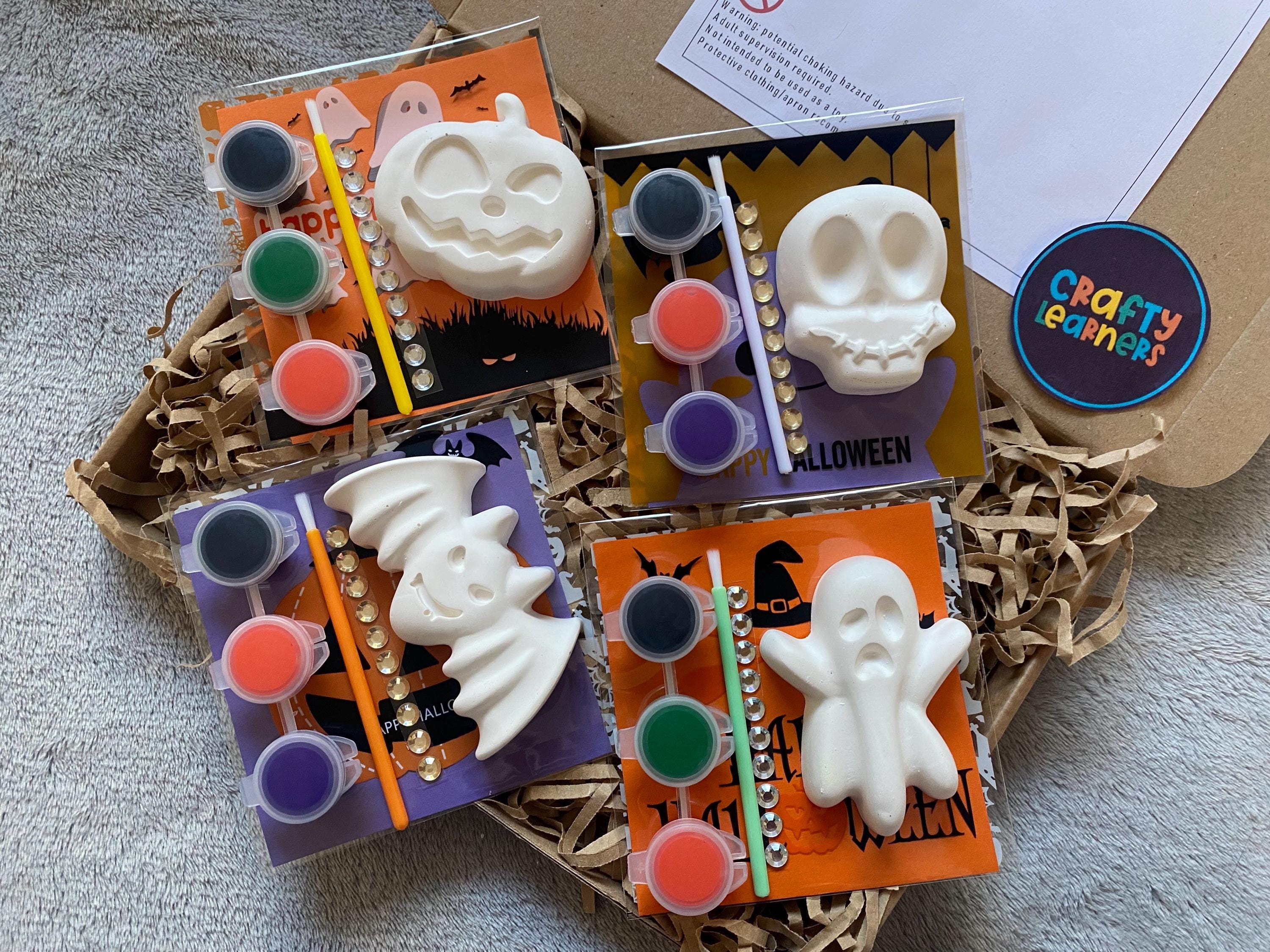 Paint Your Own Halloween Mini Kits | Bat Ghost Pumpkin Skull | Plaster Models | Halloween Party Bag Favours | Trick or Treat | Spooky Gift