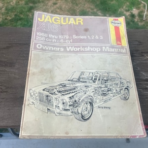 Vintage Jaguar XJ6 -Owners workshop Manual 1968-1979-man cave-car collector-jaguar collector-gift for him