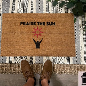 Praise The Sun Door Mat, Gamers Door Mat, Dark Souls Door Mat, Game Lovers Gift, Welcome Mat, House Warming Gift, Gamer House Warming Gift