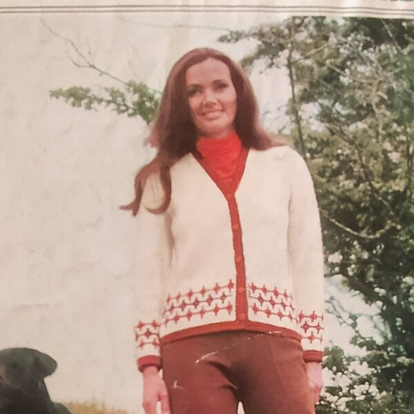 1970s Retro Womens jumpers. Vintage Patons Country Casuals in Jet or Skol No. 918. Jackets, polo, cardigan, Fair-isle, cable, chunky knits.