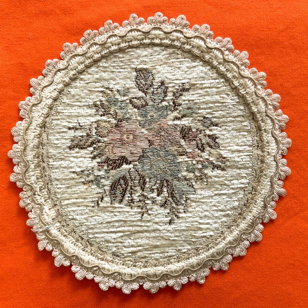 Vintage 70s - 80s Round Velvet Doily. Quaint Table Decor. Silvery White, Dusky Pink & Blue Florals. Upcycle Doily - Velvet Embellishment.