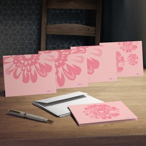 5 GRUSSKARTEN Multi handgezeichnetes Design Brustkrebs Awareness pastell rosa Blume Grußkarten Geschenk für sie, einzigartig, ungewöhnlich, Umschläge