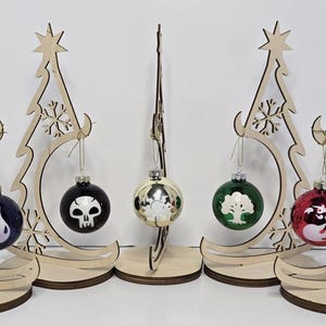 Adornos navideños con temática de MTG