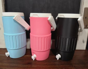 Retro Cooler Can Holder