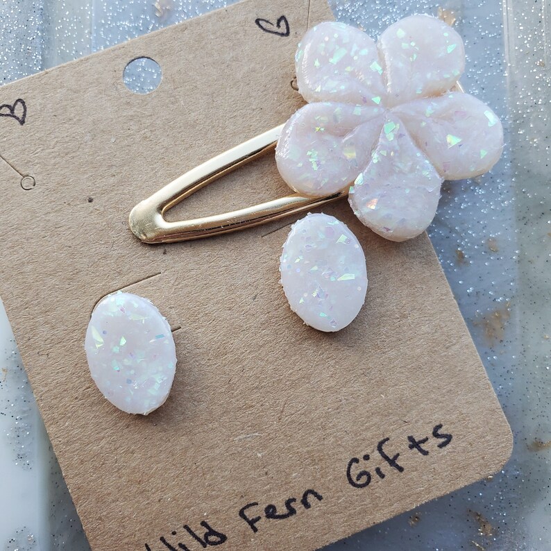 Oval Stud and Floral Barrette Set