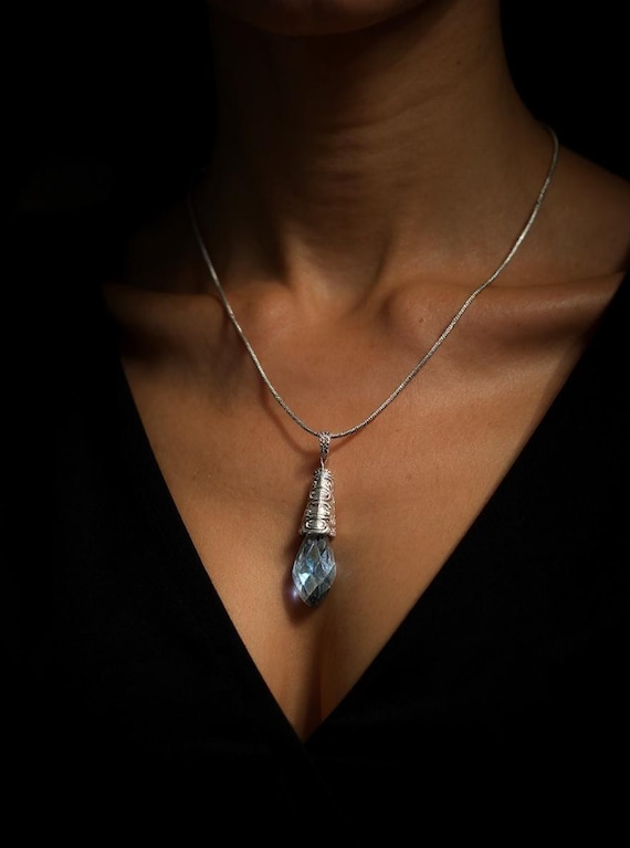 Teardrop Necklace Set