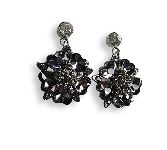 Blackheart Button Earrings
