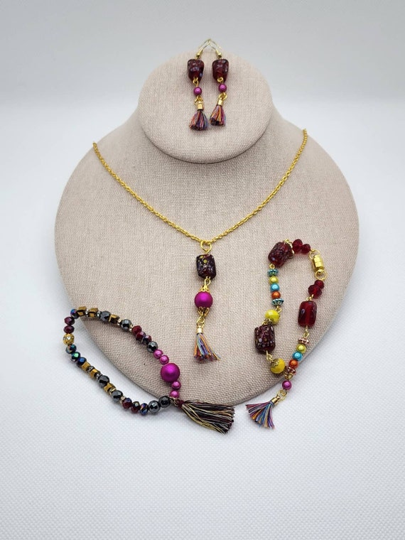 Red Boho Necklace Set