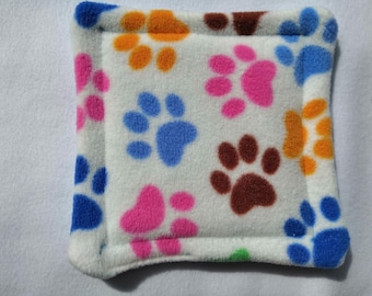 Pawprint Bottle Pad - 4 Layers - Absorbent and Waterproof