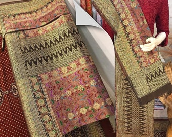 Songket, pareo e scialle di seta indonesiana intrecciati a mano