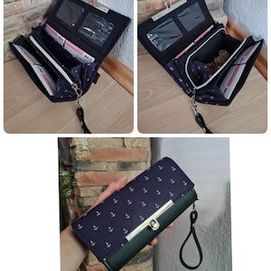 Una billetera XL con compartimentos para fotos.