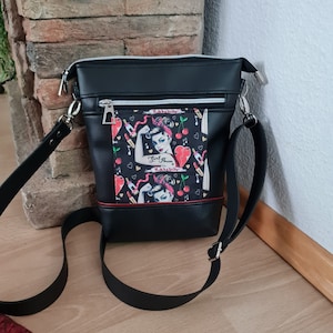 Shoulder bag Rokabilly Power Girl motif.