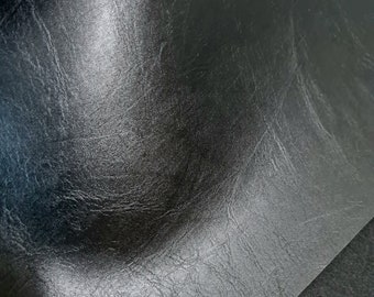 2 mm thick PU artificial leather with a real leather look.