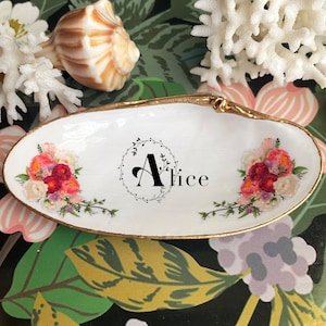 Personalized Decoupage Shell, Jewelry Dish, Hostess Gift, Shell Art