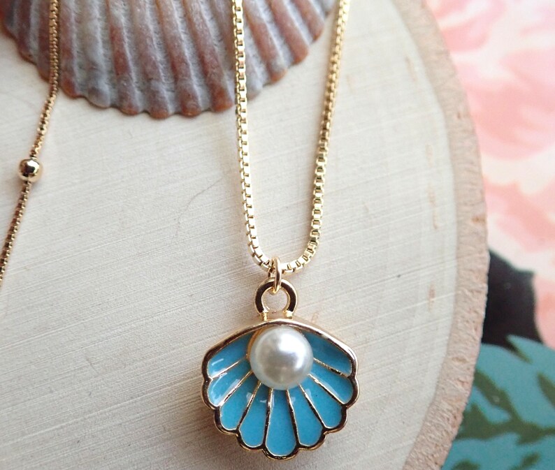 Sea Shell Gift, Pearl Seashell Necklace, Pearl in Shell Necklace ...