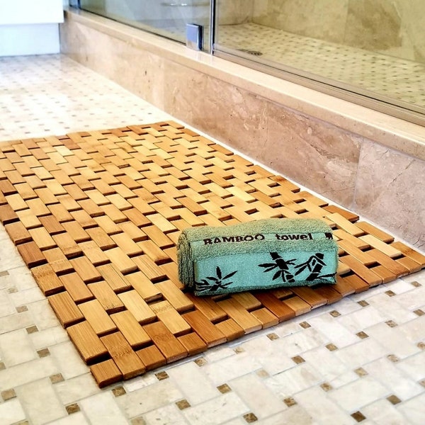 Luxurious Natural Bamboo bath Mat & bamboo fiber hand towel for a Spa feel and look