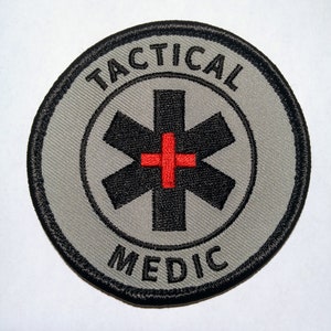 MORTHOME M Paramedic Medic Medical Tactical Morale Badge Patch - PVC Rubber  - 3.1 Round