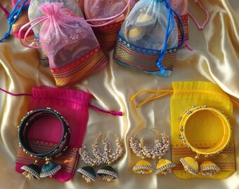 Potli Bag With Bangles And Earrings, Giveaway Gift, Mehndi Favors, Bridesmaid Gift, Return Gift, Sangeet Gift, Return Gift, Wedding Gift