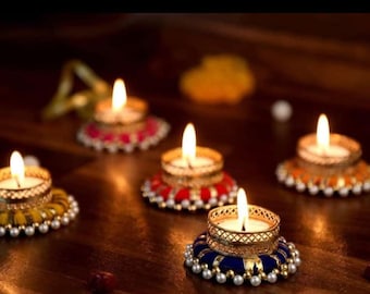 Diwali Diya Oil lamp/Christmas Decoration Crafts'man METALDIYA004 Set of 2 pc Diwali Diya Lotus Shape Gift/Decoration Beautiful Candle Tea Light Holder in Random Foil Paint Diwali Diya Oil lamp/Christmas Decoration Crafts'man METALDIYA004 Set of 2 pc Diwali Diya Lotus Shape Gift/Decoration Beautiful Candle Tea Light Holder in Random Foil Paint
