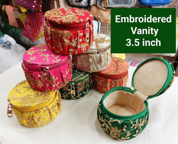 Buy Lot of 1,25,50,100 Indian Wedding Favor Bangle Box Sweet Box Return Gift  for Guests Ladoo Box Bridesmaid Gifts Mehendi Favor Sangeet Gifts Online in  India - Etsy