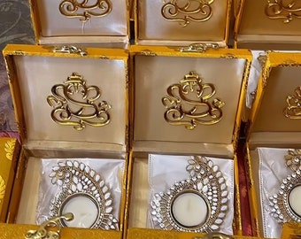 Diwali Gift: Sweet Box With 1 Tea Light Holder, Diwali Gifts, Indian Bridesmaid Box, Return Gift, Wedding Favor, Marriage Gift