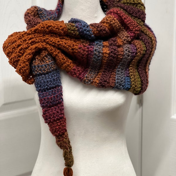 Handmade Crochet Keyhole Scarf
