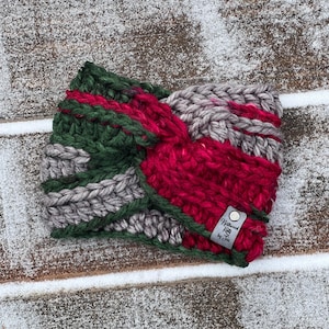 Twisted ear warmer