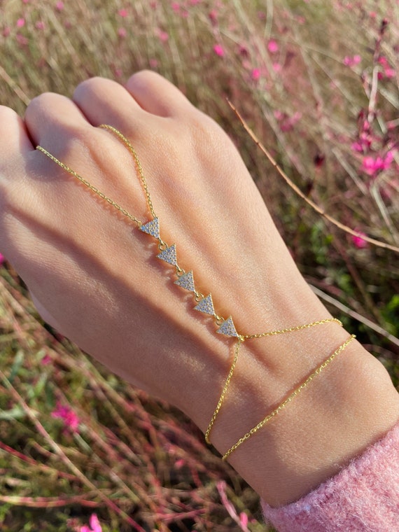 14k Gold Multiple Bezel Diamond Hand Chain - Zoe Lev Jewelry