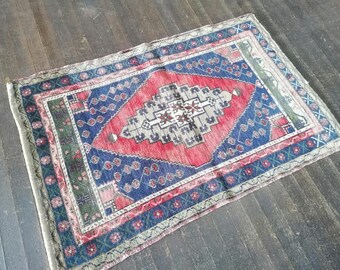Vintage Kilim Rug 4 95x8 27 Ft 151x252 Cm