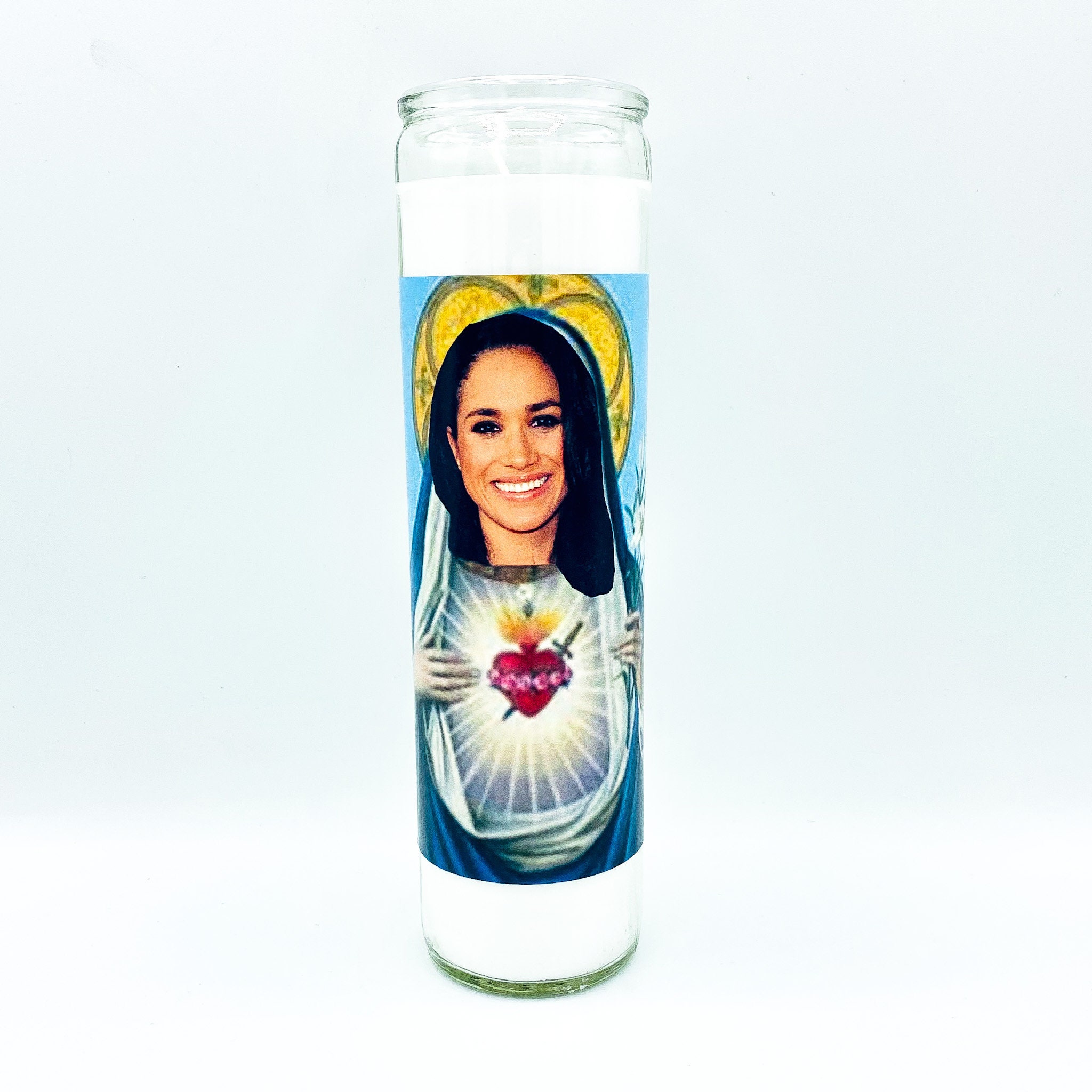Saintmeghanmarkle: A Symbol Of Modern Royalty - 7g9n2w0