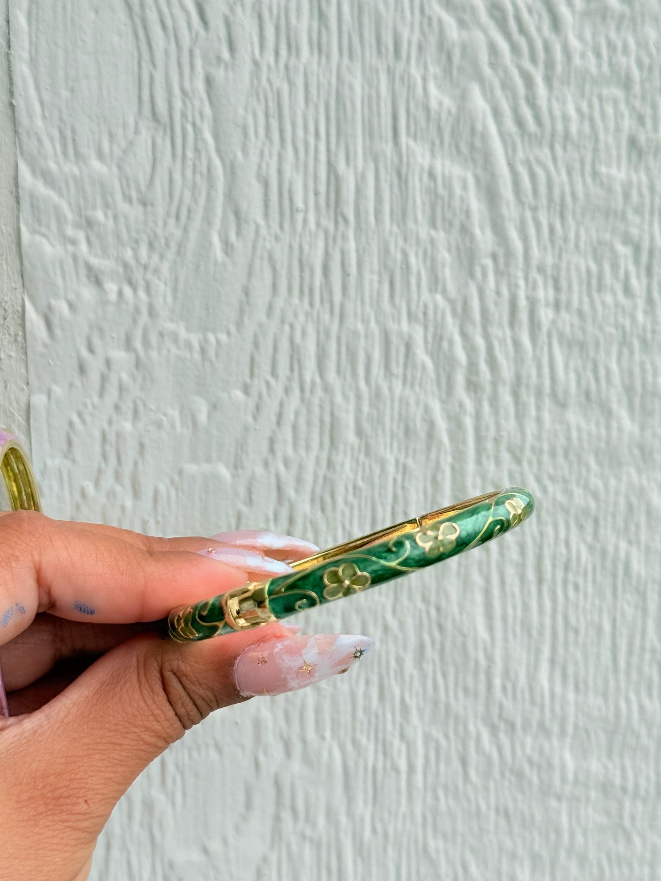 Floral Vintage Bangle,anti Tarnish Bangle, Enamel Work Bracelet