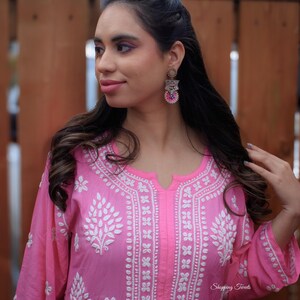 women wear handwork chikankari kurti, Modal Straight Embroidered Chikankari Kurti, Lucknowi chikankari kurti Ethnic wear Indian kurta trendy