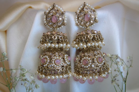 Beautiful Gold Plated Kundan Jhumka Earrings With Pearls