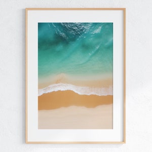 Stampa aerea di spiaggia, foto di onde dell&#39;oceano, download digitale, stampabile su parete