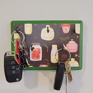 Wood Plaque Kitchen Print Key Holder