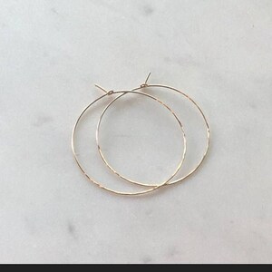 Classic thin round band gold hoop earring