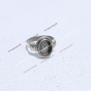 925 sterling silver cup findings , oval stone setting bezel cup ring , 2.5 mm deep back side open/close bezel cup ring,ring blank