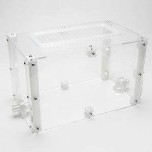 Large Ant Outworld – Beta Version | Premium Acrylic Formicarium Arena | 245x145x145 mm | Includes Tubing & Ventilation | Limited Release