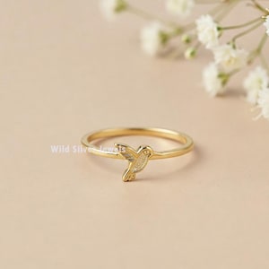 Tiny Hummingbird Silver Ring, Flat Hummingbird Inspired Ring, Cute Dainty Ring, Hummingbird Ring, Hummingbird Gift, Gold Plated Silver Ring