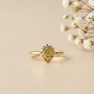 Tiny Strawberry Silver Ring, Flat Fruit Inspired Ring, Cute Berry Fruit Jewelry, Dainty Strawberry Ring, Fruit Lover Ring,Gold Plated Silver