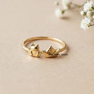 Dainty Frog & Boat Silver Ring, Flat Frog Lover Animal Inspired Ring, Tiny Frog Ring, Ocean Jewelry, Origami Jewelry, Gold Plated Silver