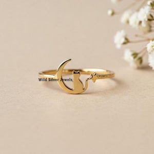 Cute Cat On The Moon and Star Silver Ring, Silver Pet Ring, Pet Lover Ring, Animal Inspired Ring, Cute Dainty Cat Ring, Gold Plated Silver