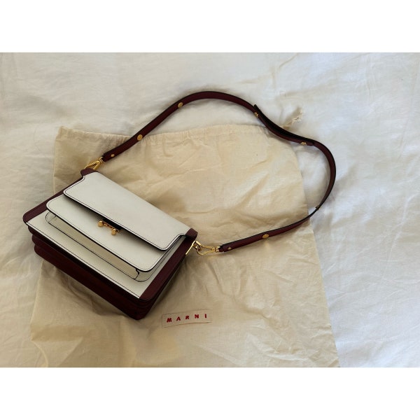 Marni trunk medium bag in maroon and white leather